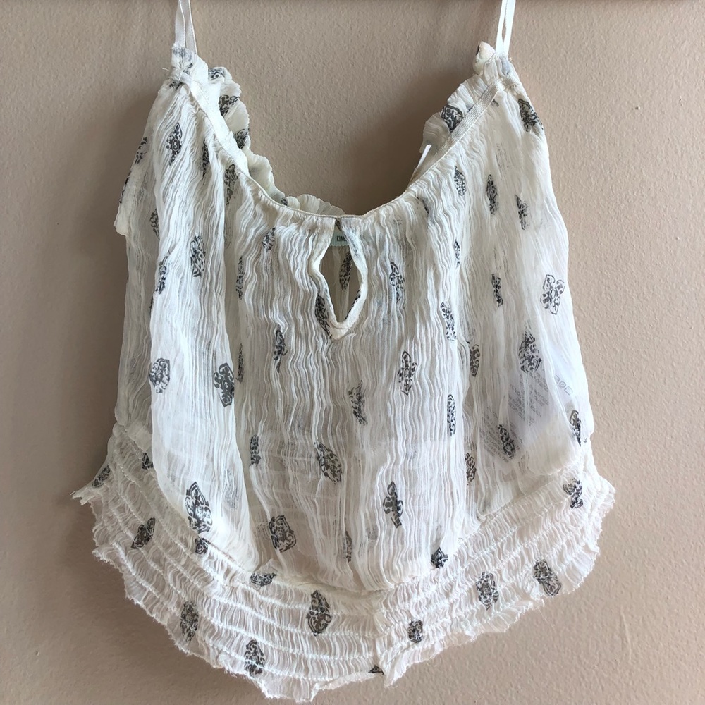 URBAN OUTFITTERS TOP